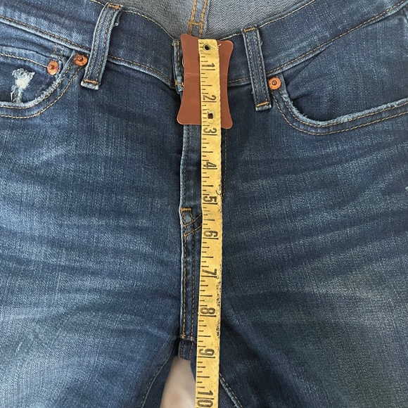 Levi’s Borrowed From The Boys Jeans - Size 25 - Picture 5 of 5